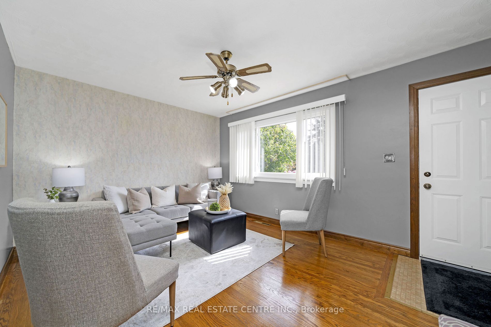12 Water St