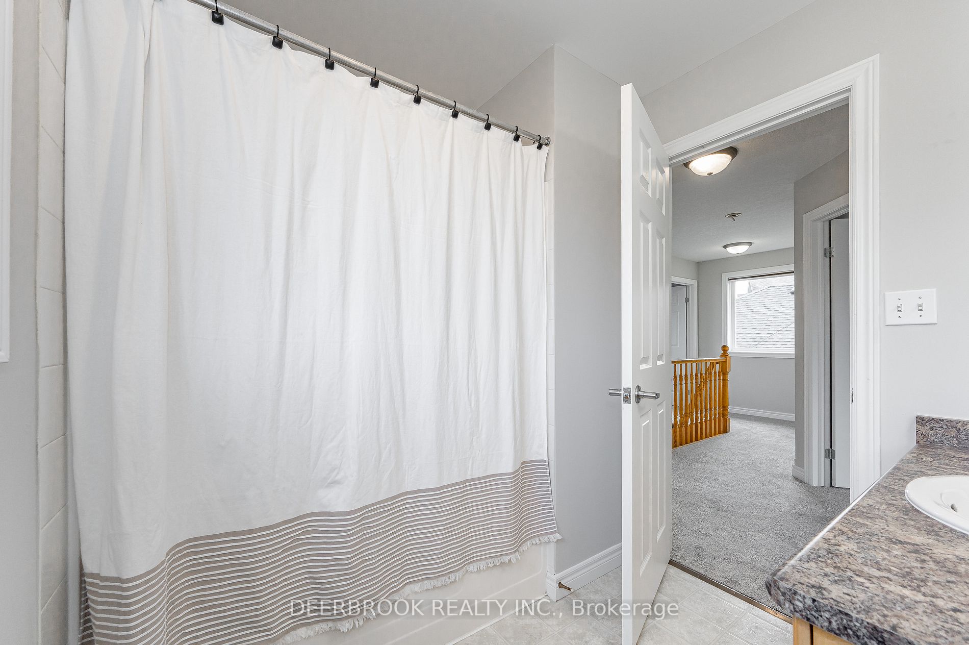 565 Avignon Pl