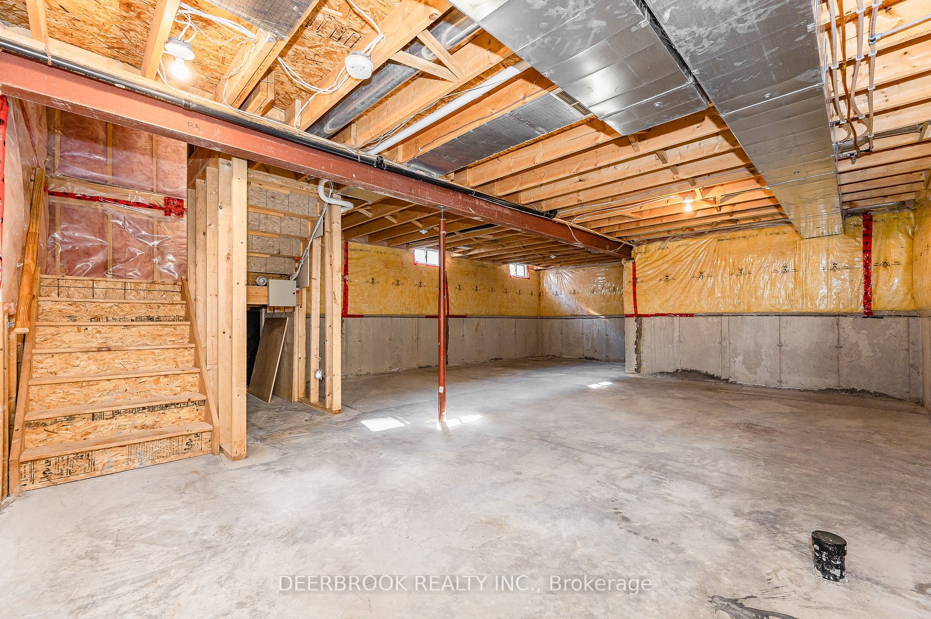 565 Avignon Pl