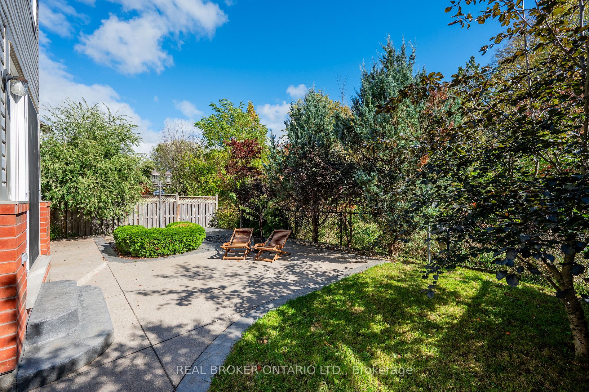 164 Dellgrove Circ