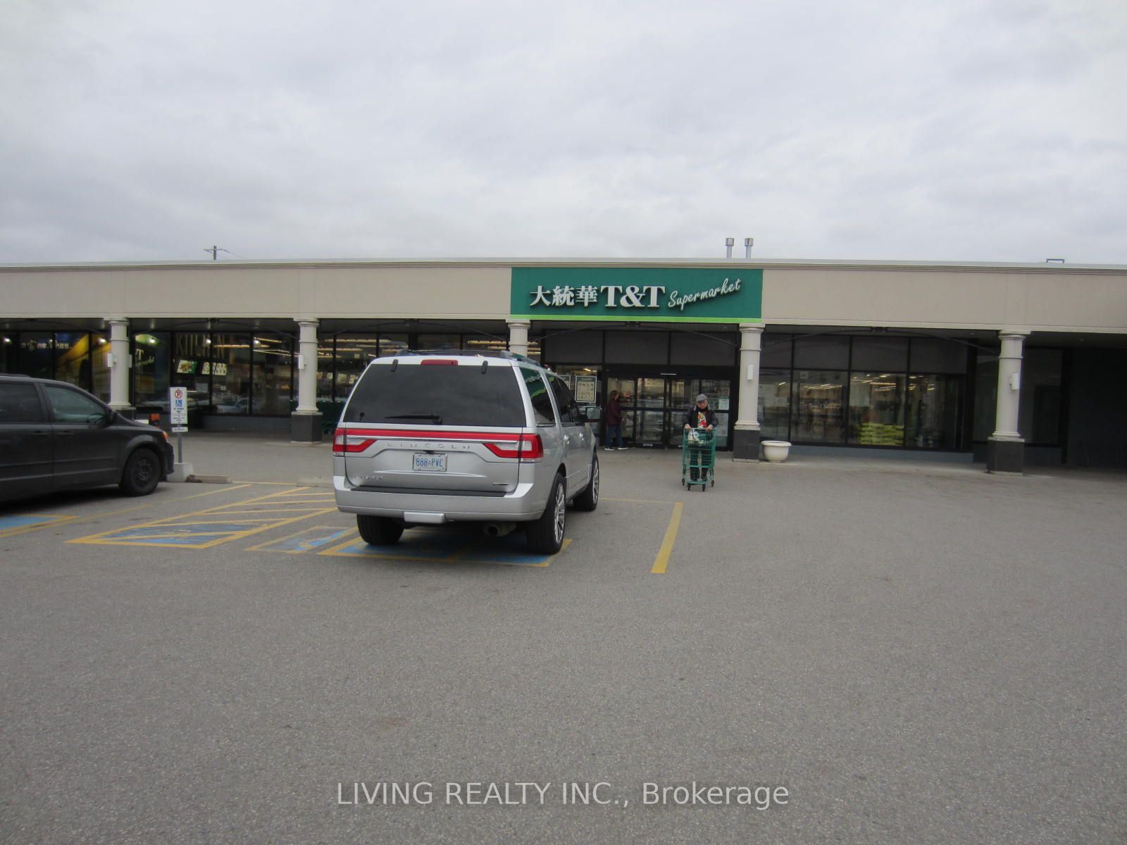 50 Westmount Rd N, #D4 & D5