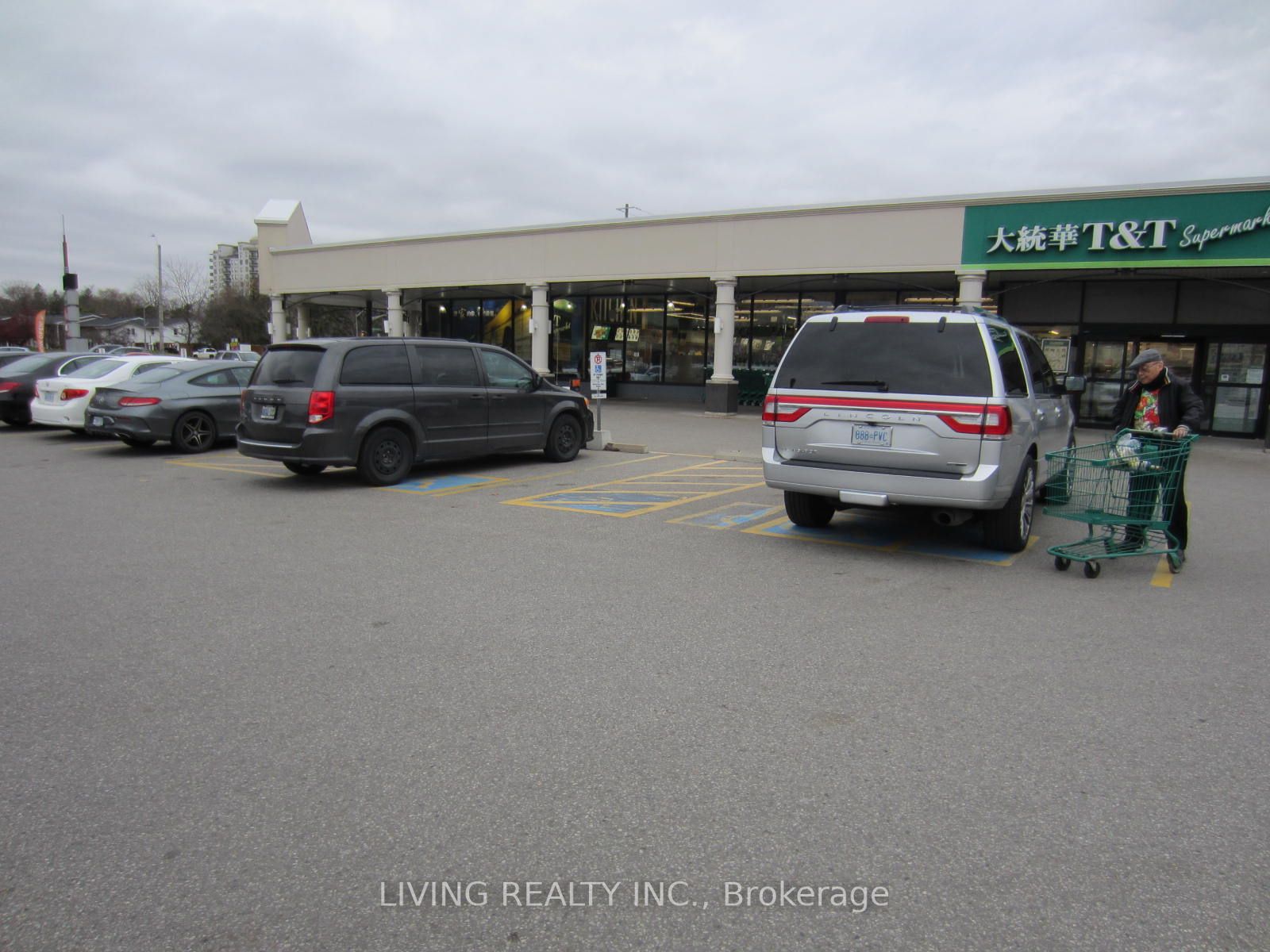 50 Westmount Rd N, #D4 & D5