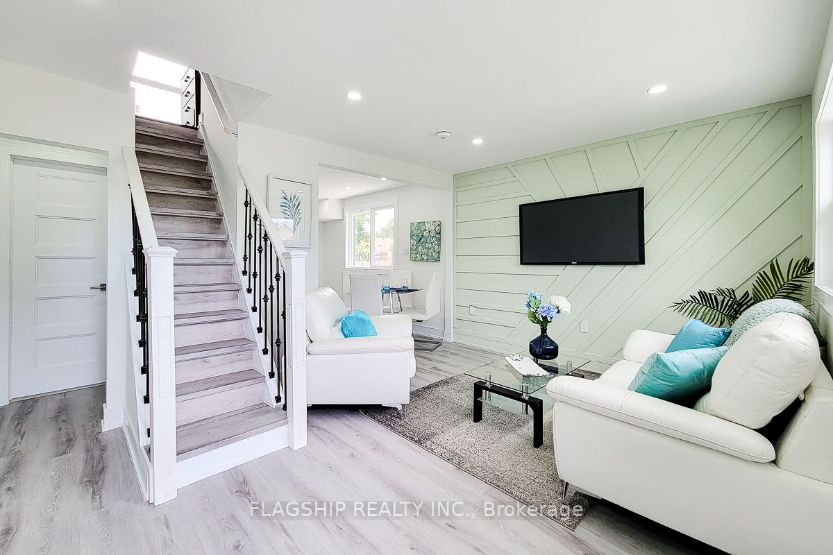 57 Kinsey St