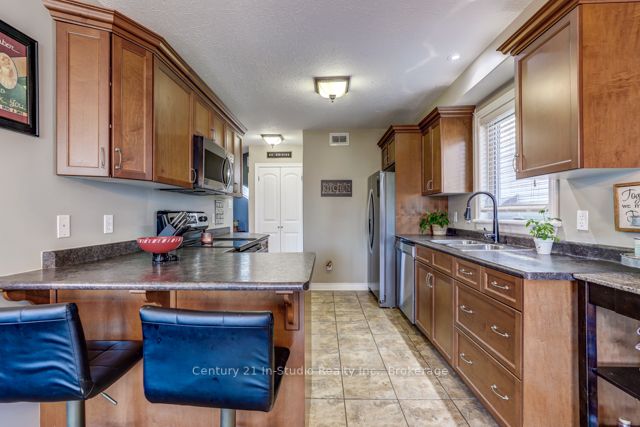 129 Fleming Way