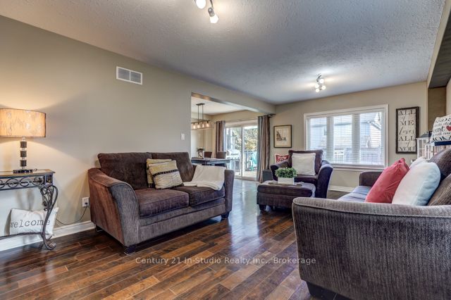 129 Fleming Way