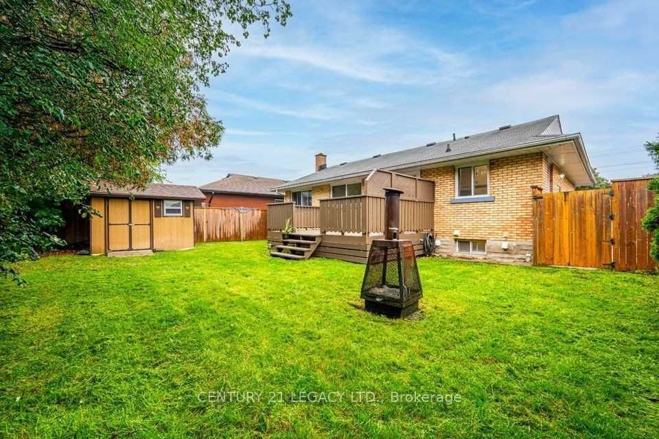 224 River Road E