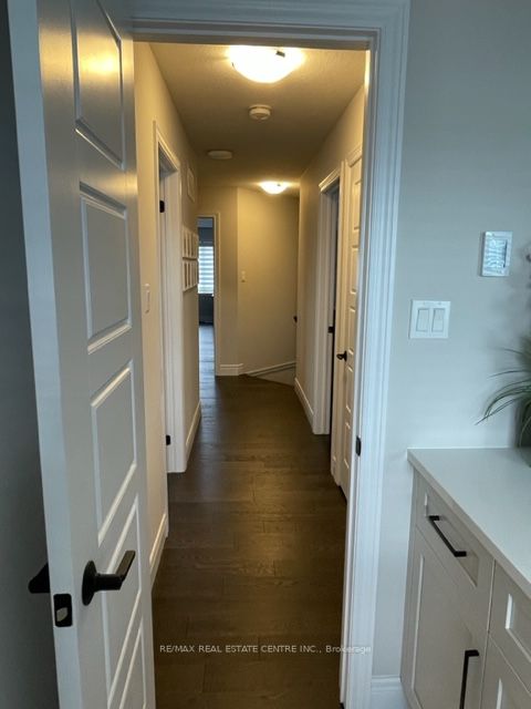 16 Tindall Crescent