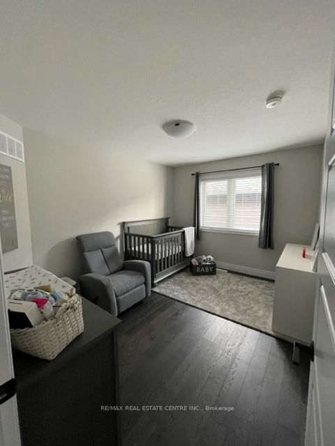 16 Tindall Crescent