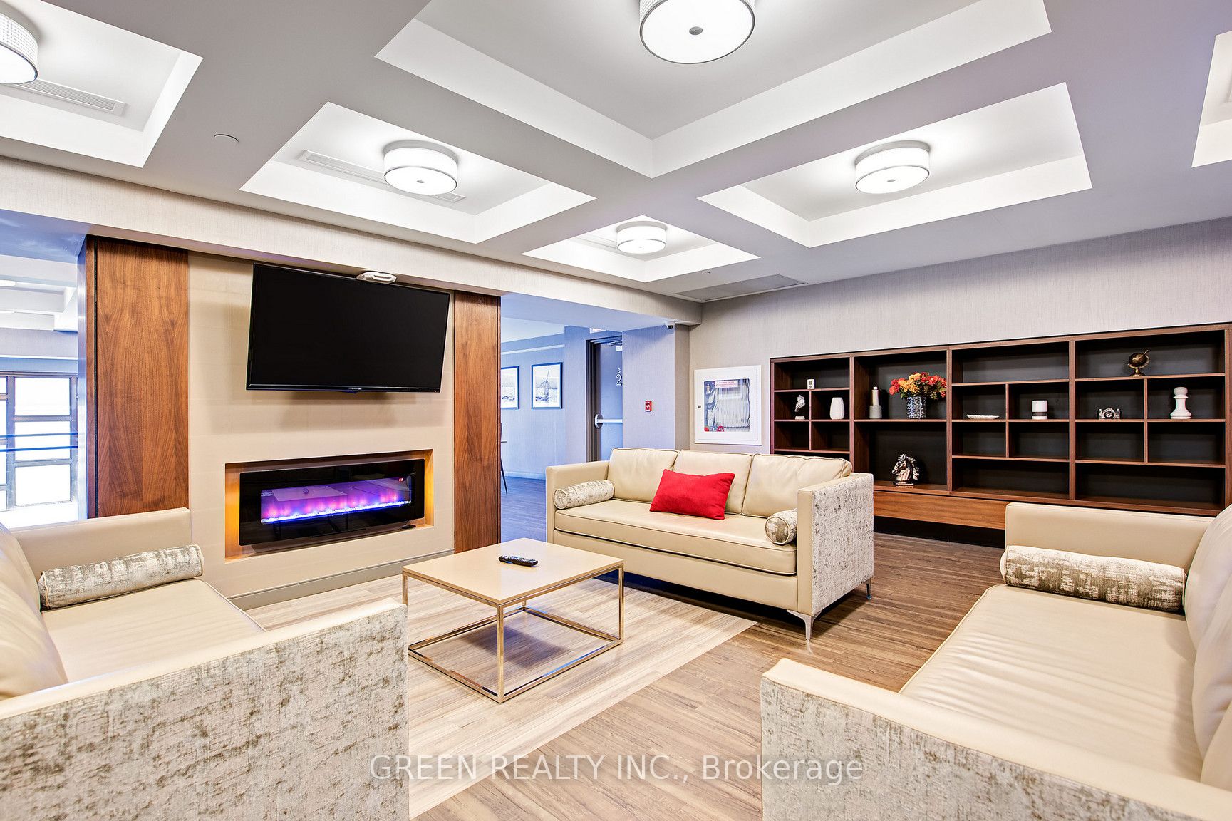 150 Main St W, #1108