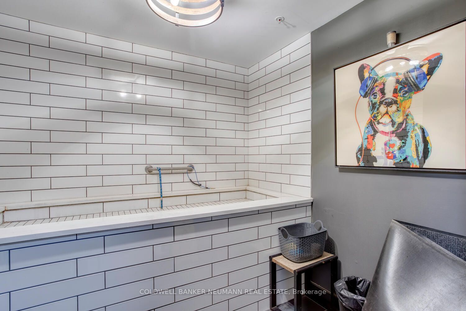 53 Arthur St S, #504