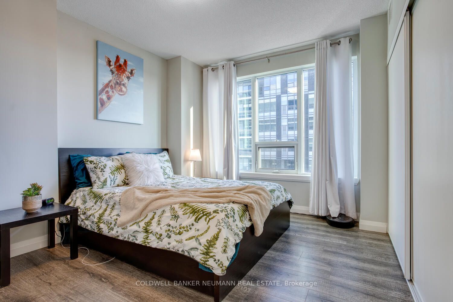 53 Arthur St S, #504