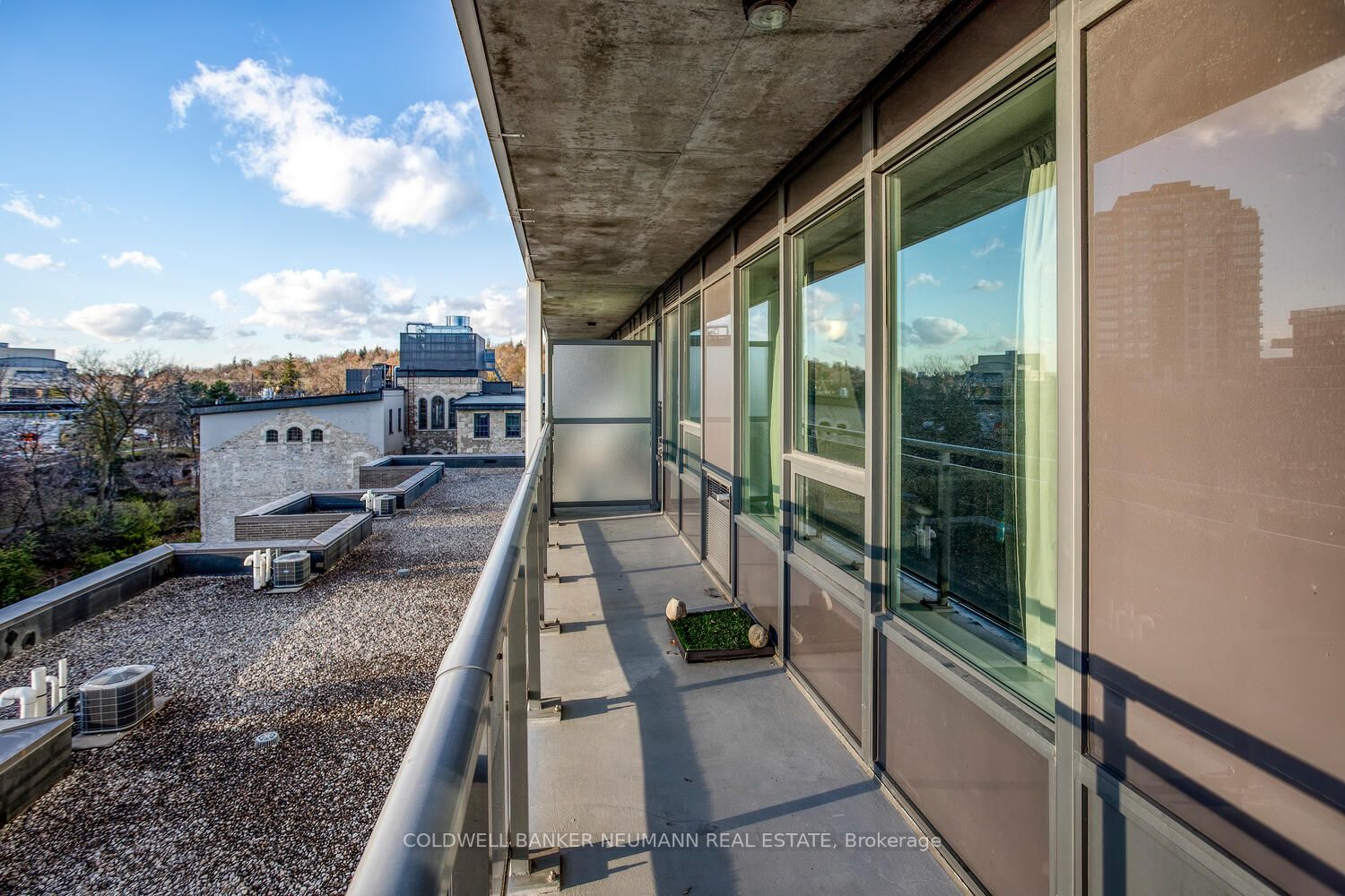 53 Arthur St S, #504