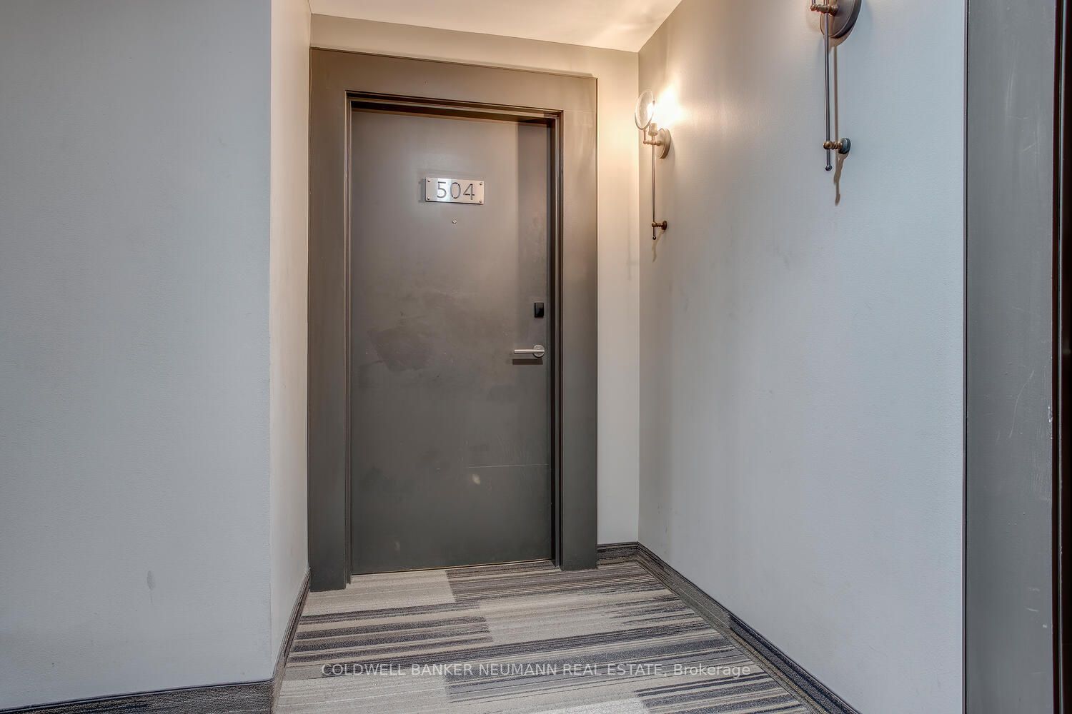 53 Arthur St S, #504