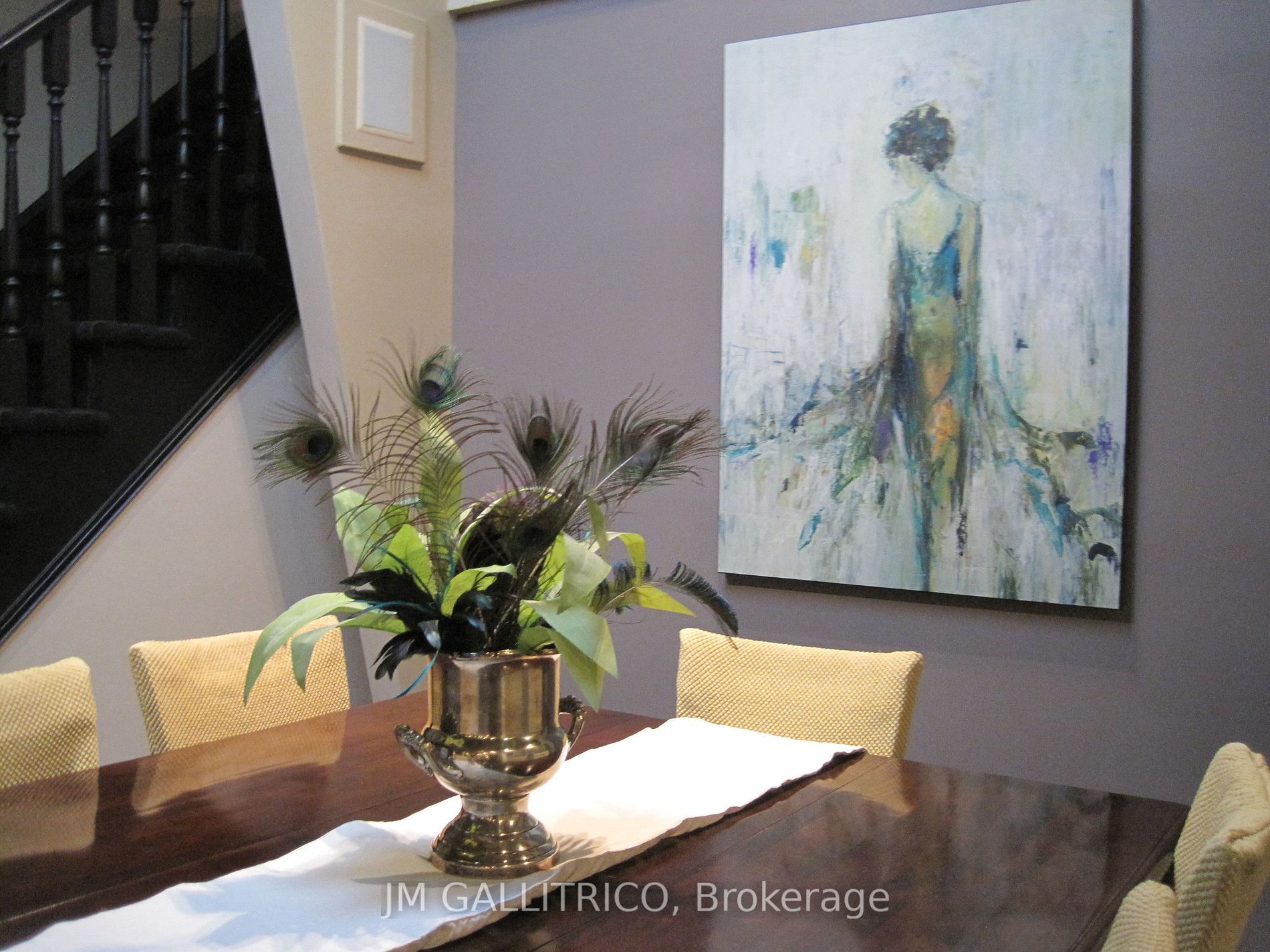 56 King St W, #A