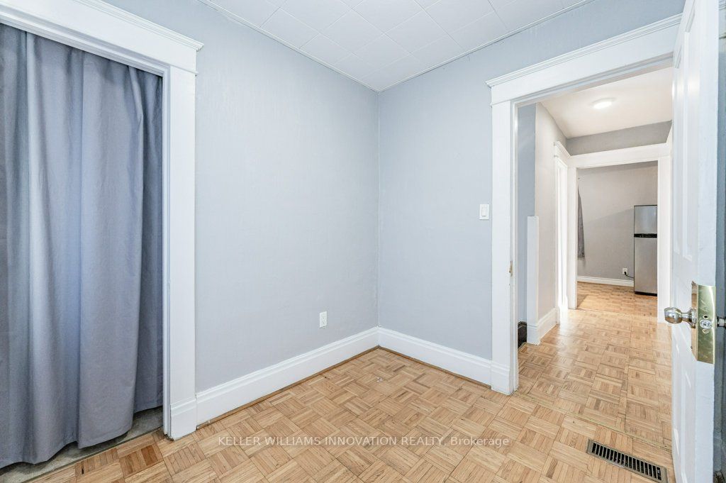 177 Weber St E