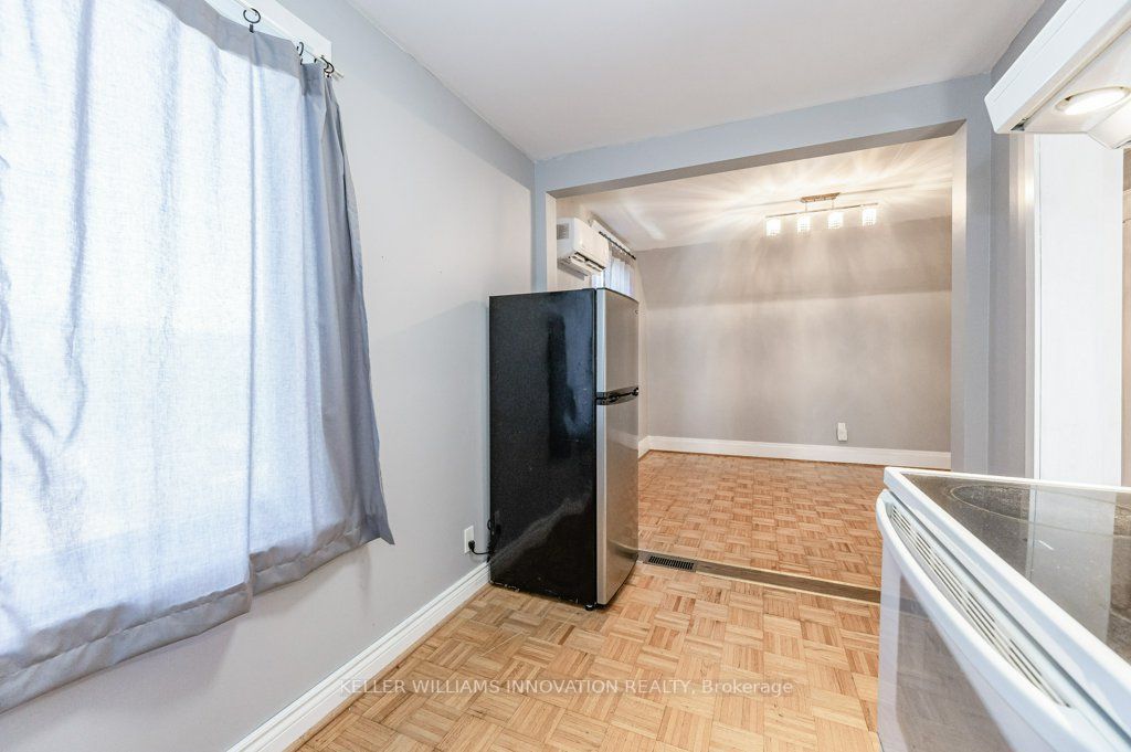 177 Weber St E