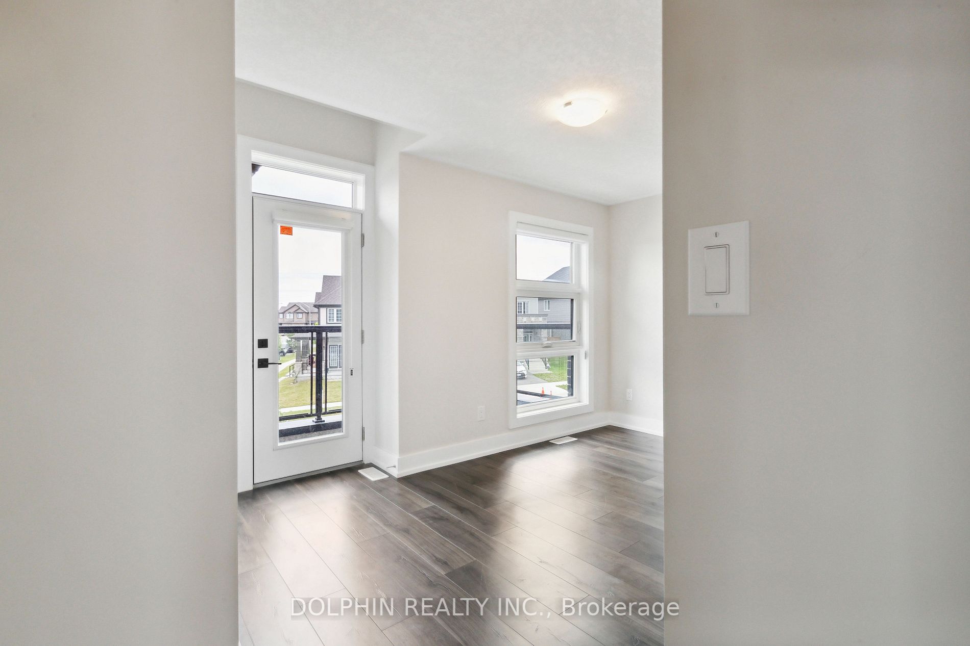 337 Woodbine Ave