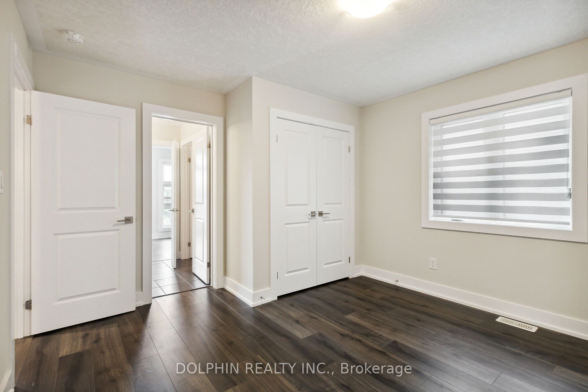 337 Woodbine Ave