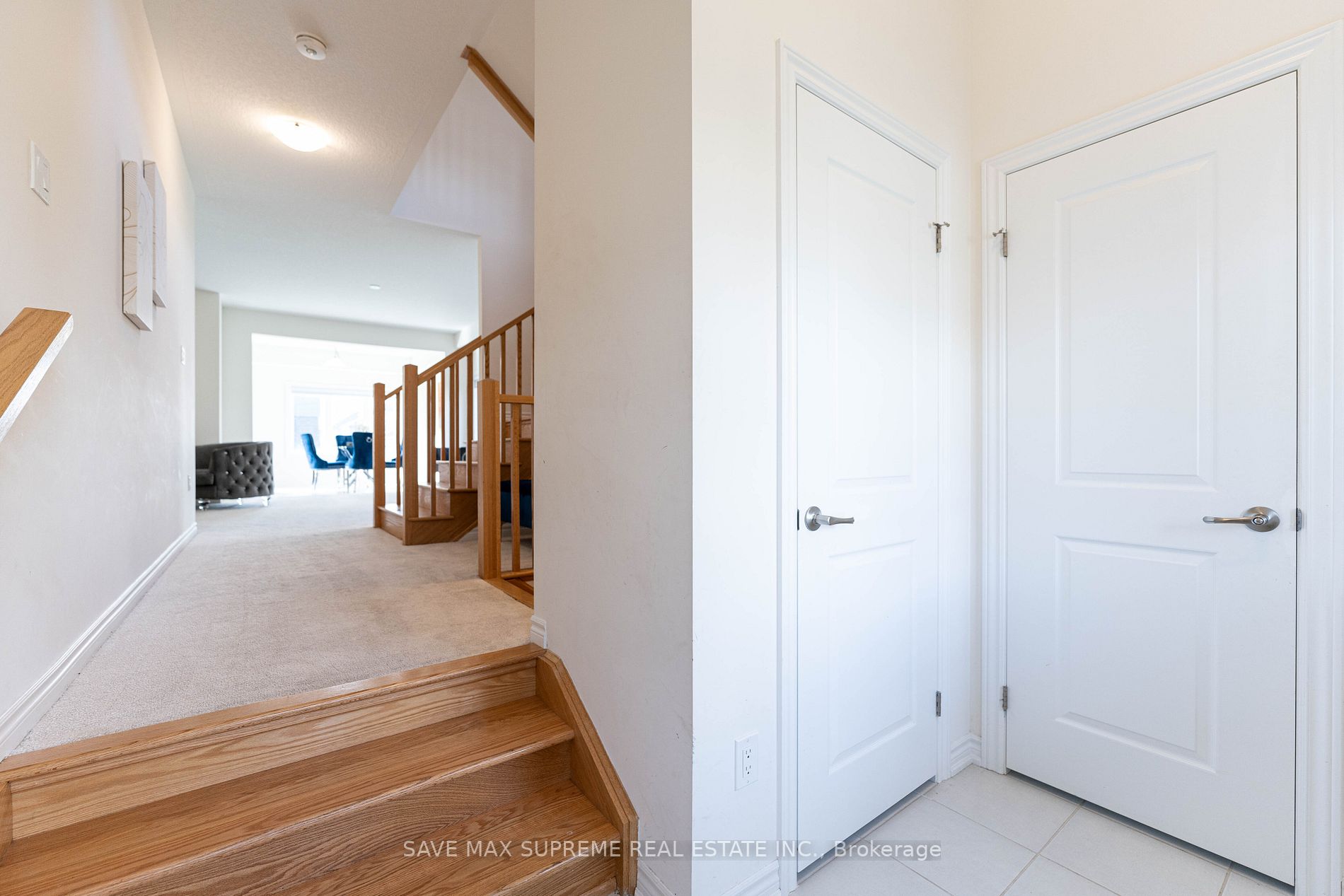 1 Tarrison St