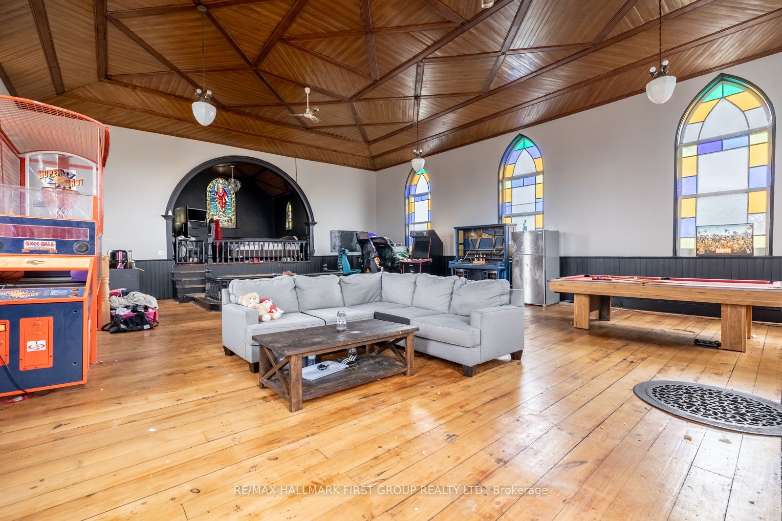1489 Ganaraska Rd