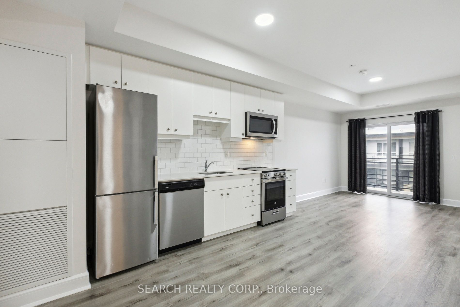 243 Northfield Dr E, #608