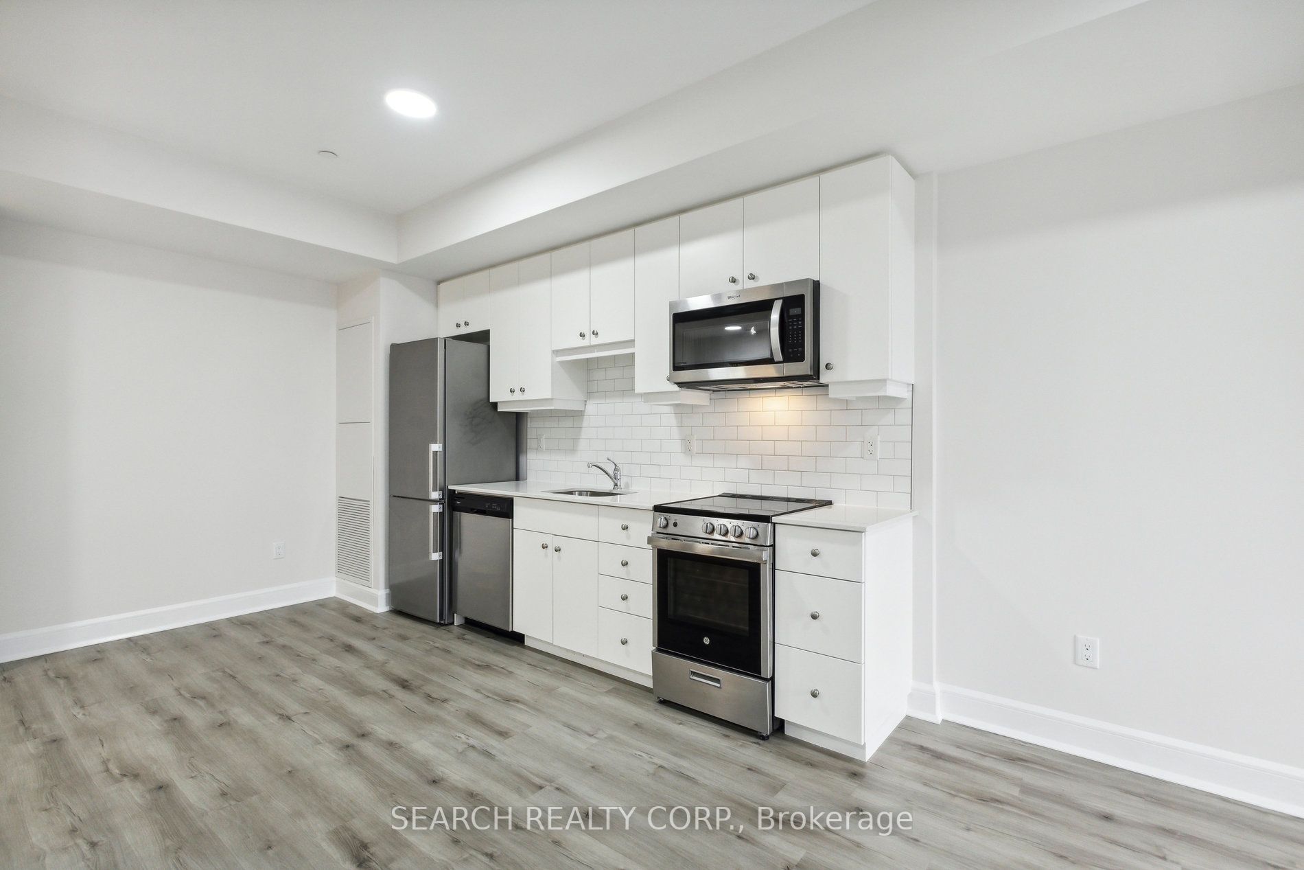 243 Northfield Dr E, #608