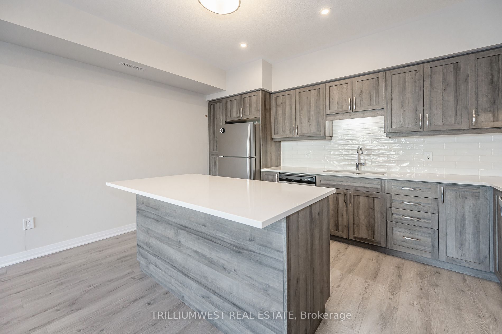 28 Vitality Dr, #84