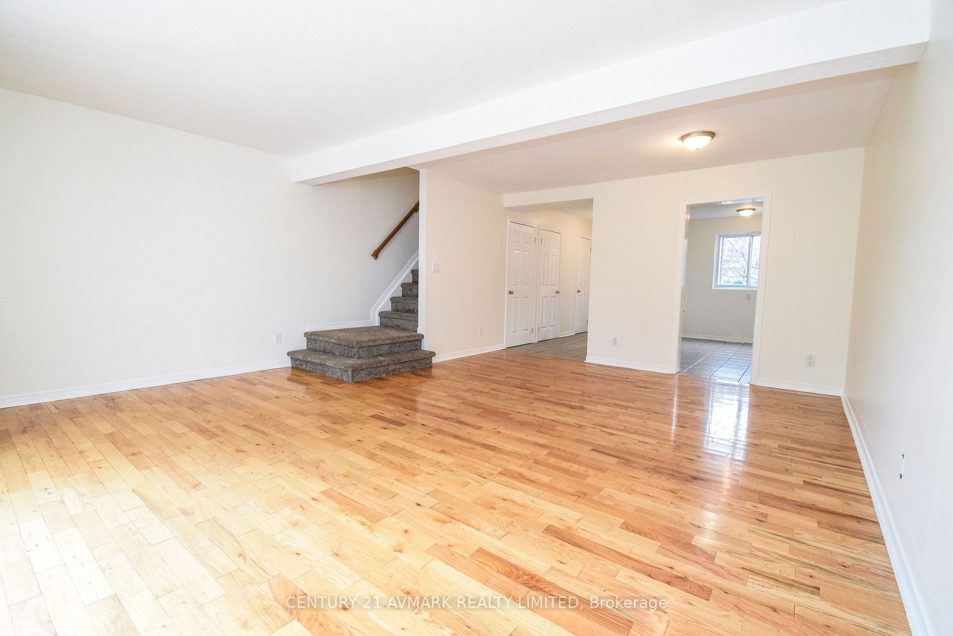77 Linwell Rd, #95