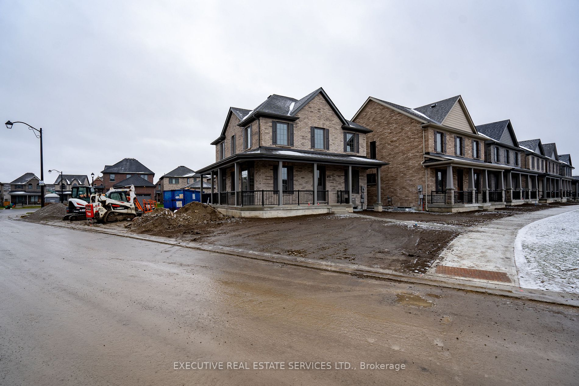 612 Wedlock Lane
