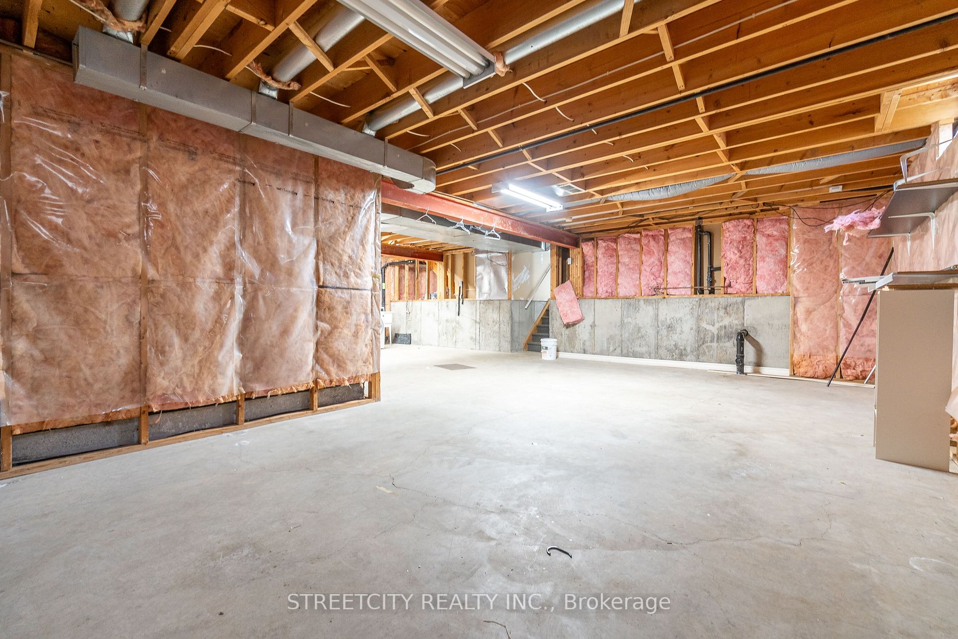 1405 Reardon Blvd