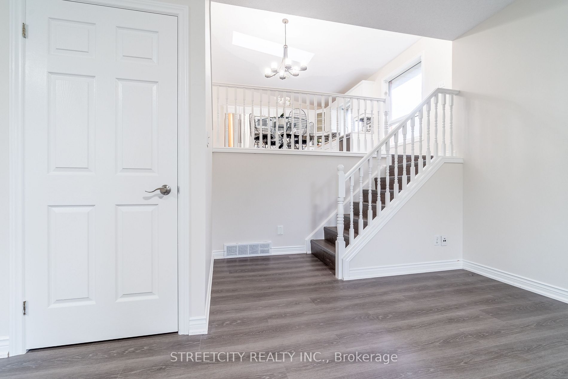 1405 Reardon Blvd