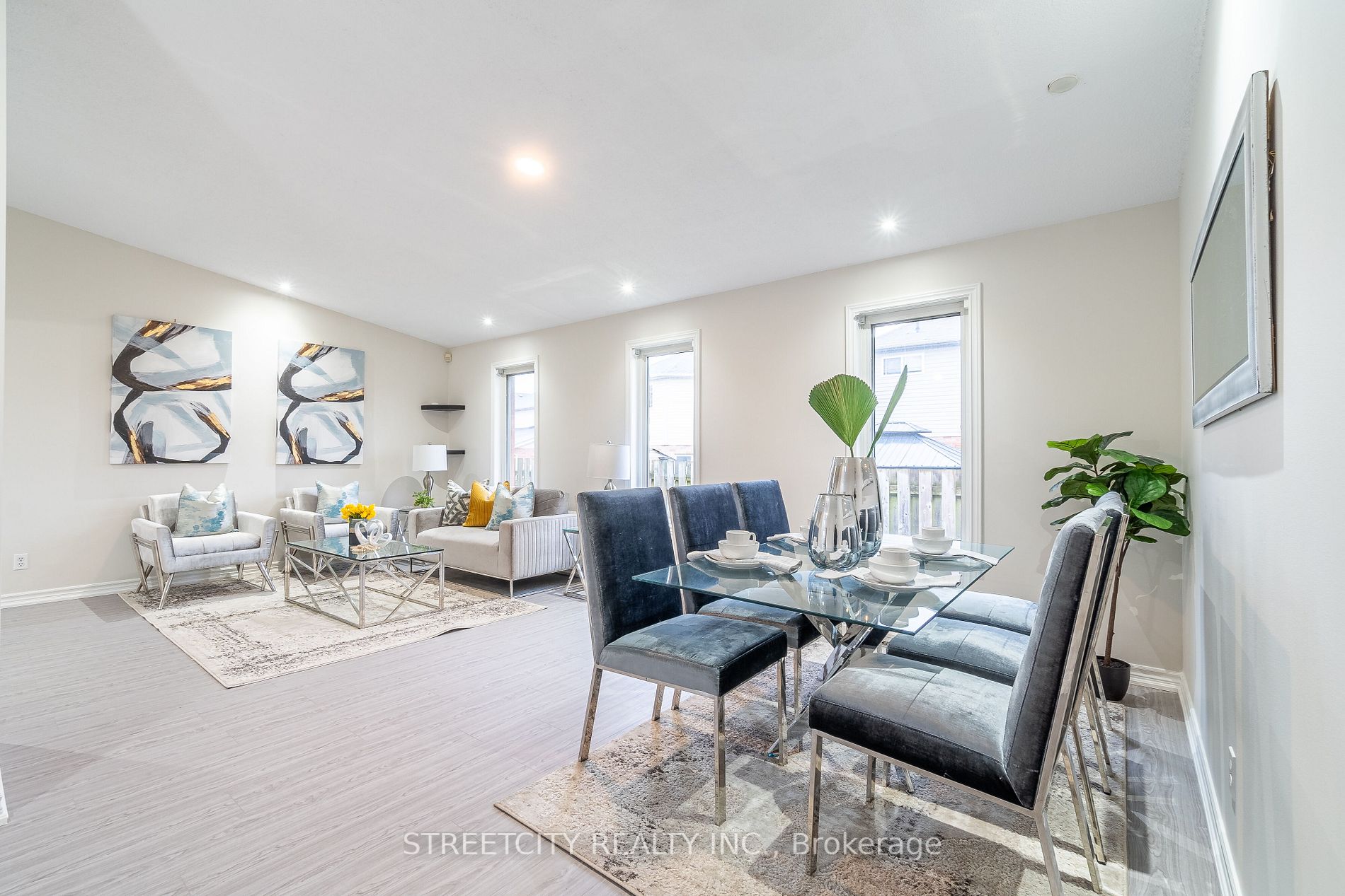 1405 Reardon Blvd
