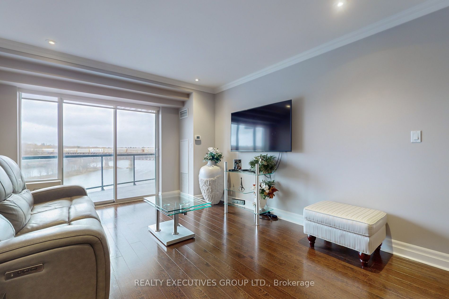 170 Water St N, #505