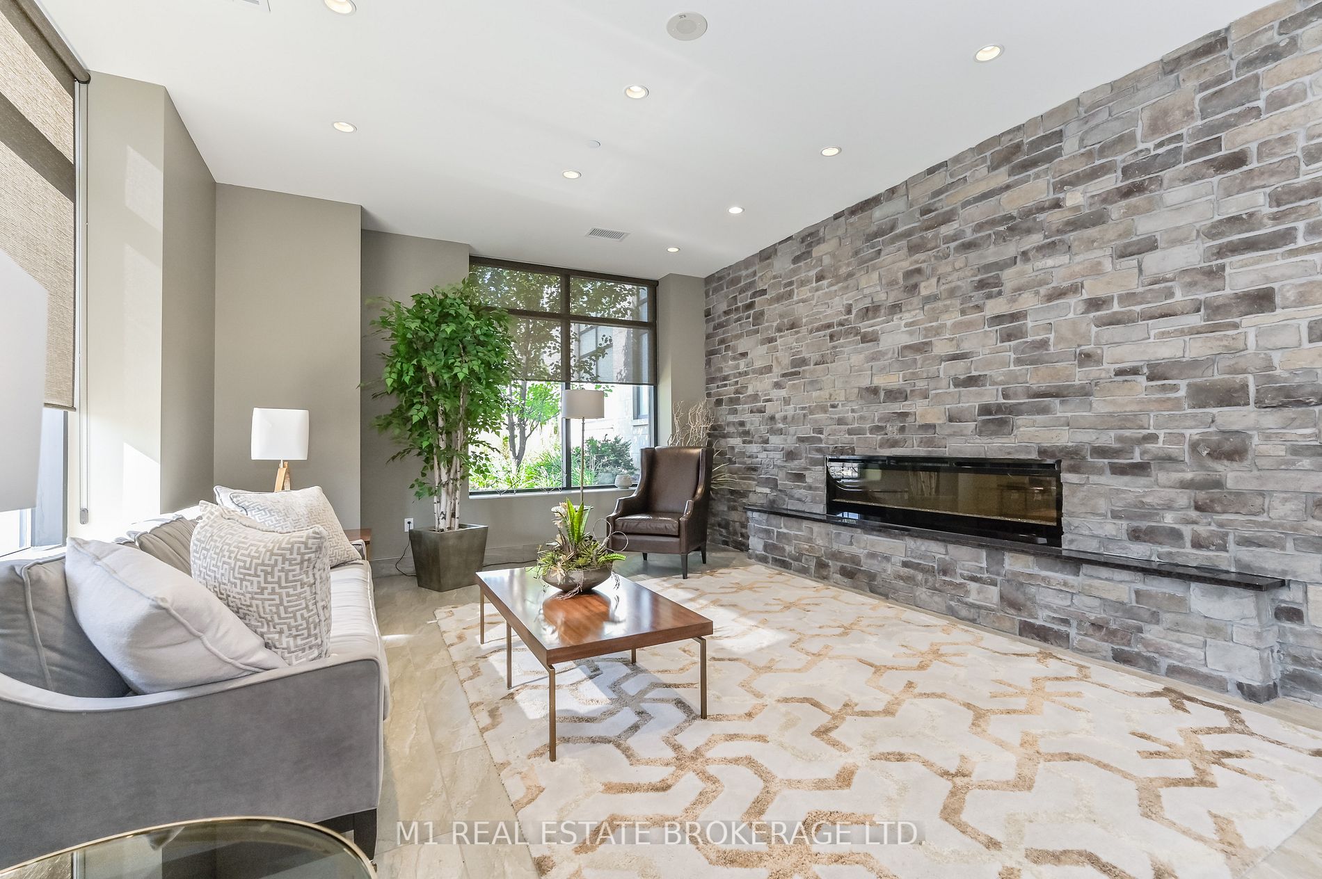 160 Macdonell St, #1803