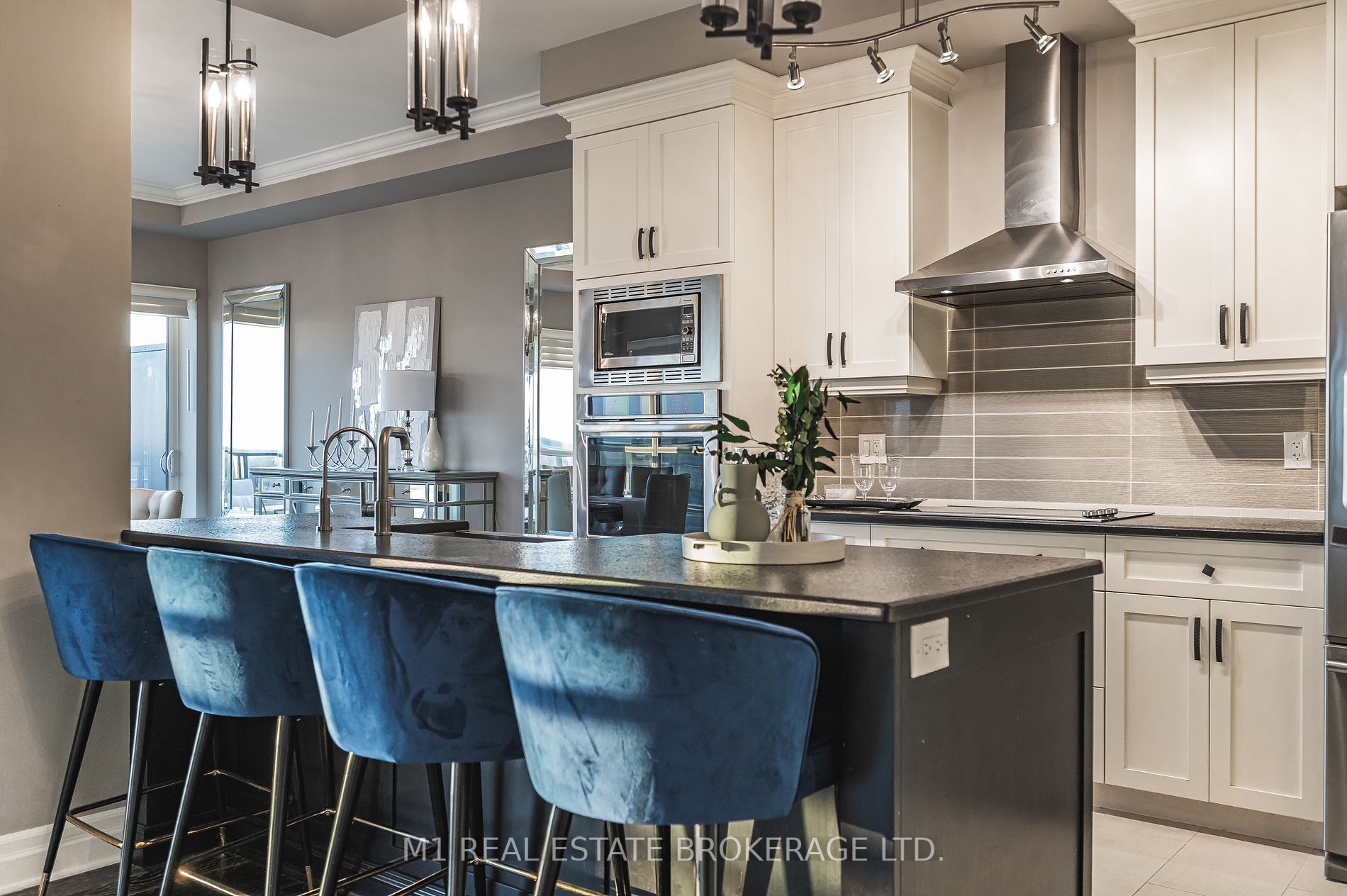 160 Macdonell St, #1803