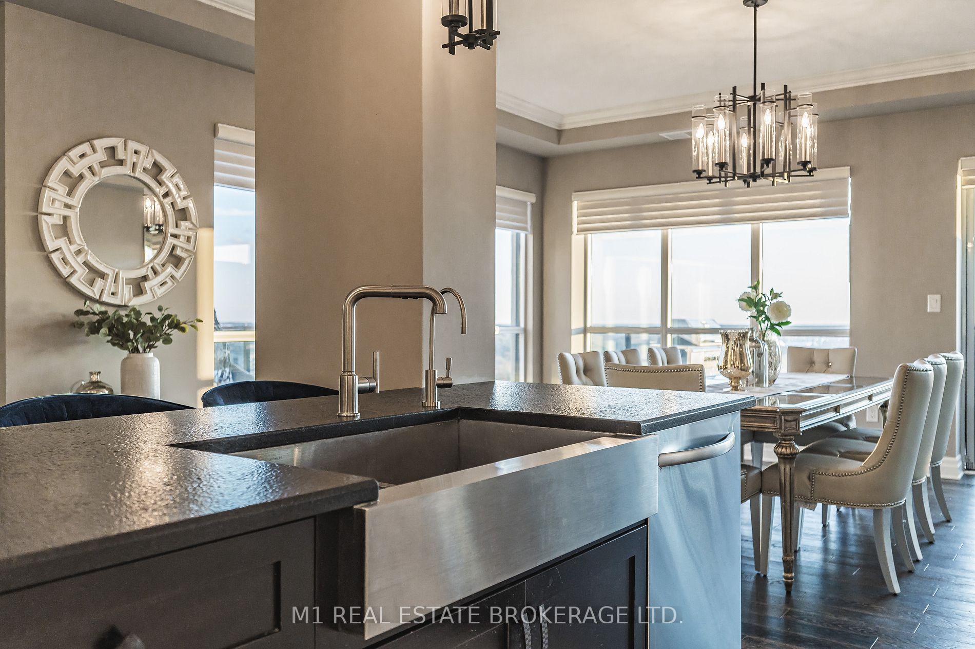 160 Macdonell St, #1803