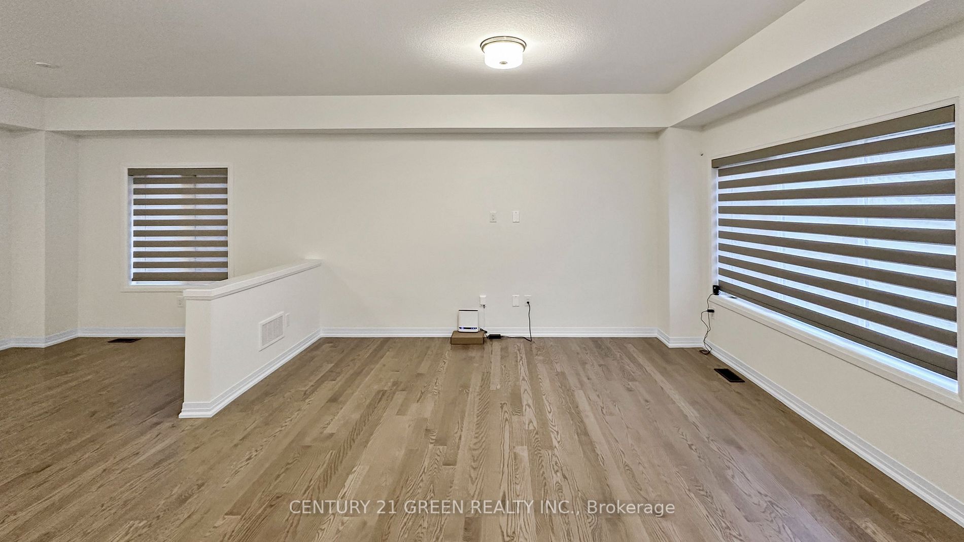 75 Macklin St