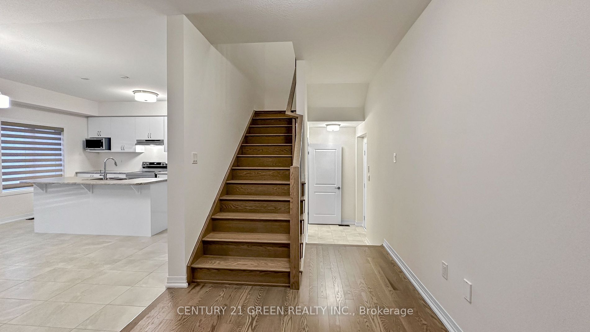 75 Macklin St