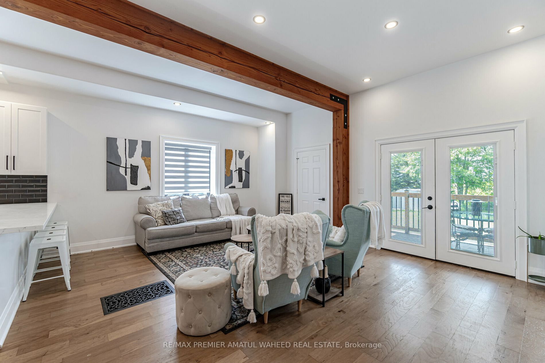 63011 Dufferin Rd 3