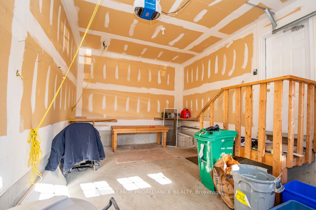 1410 Hancox Crt