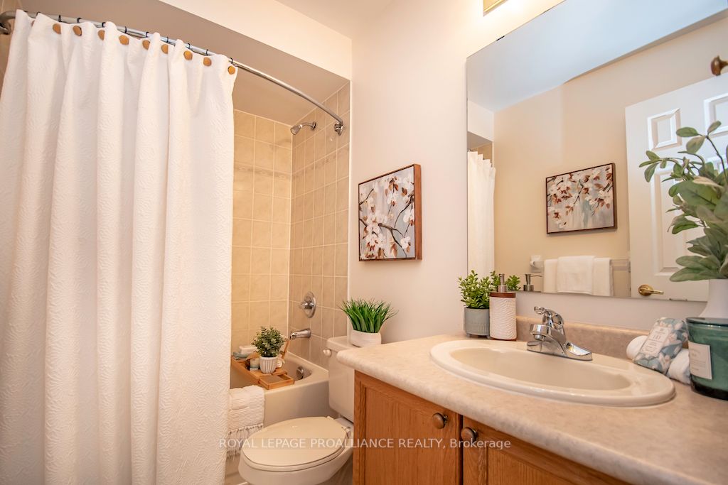1410 Hancox Crt