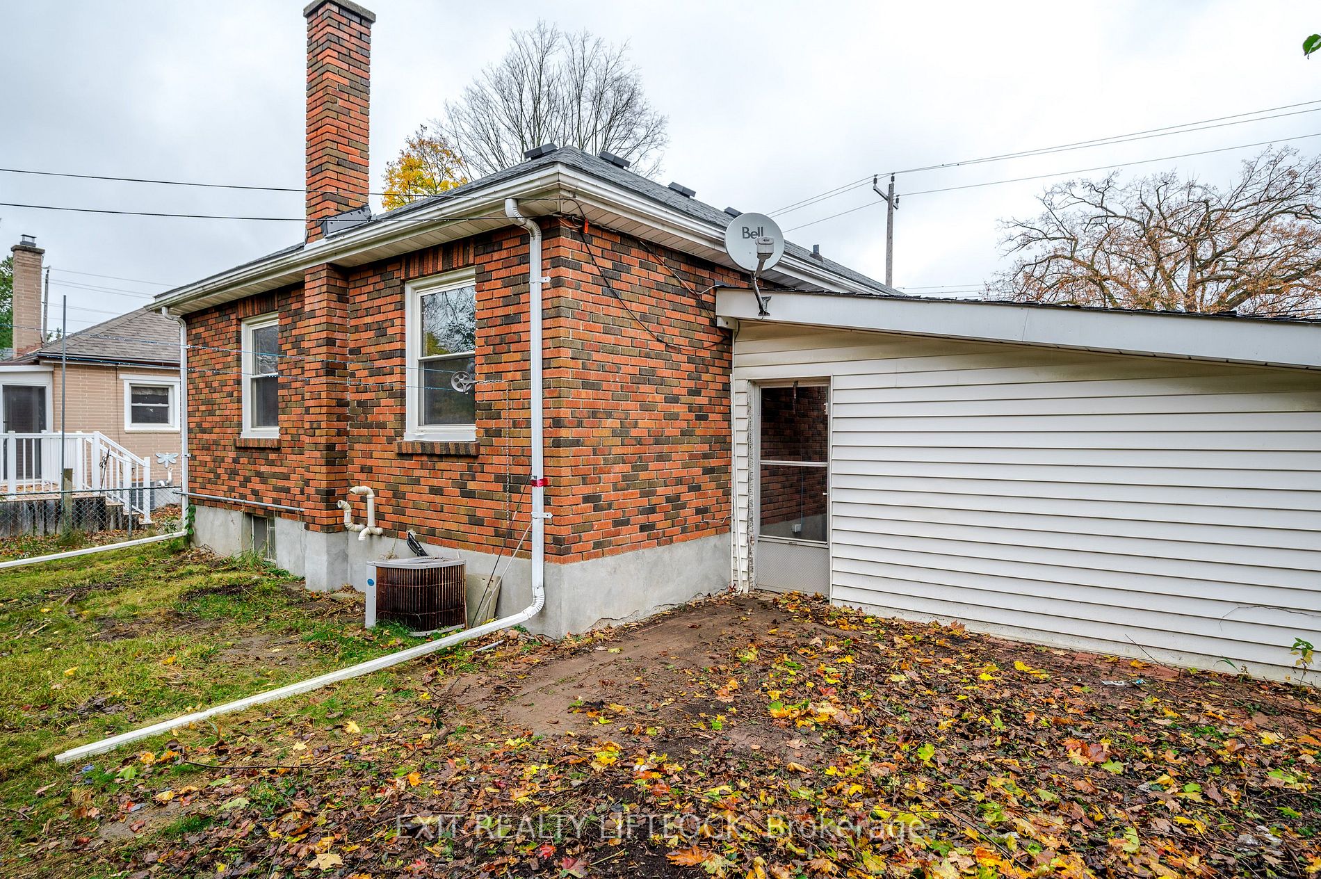 831 Barnardo Ave
