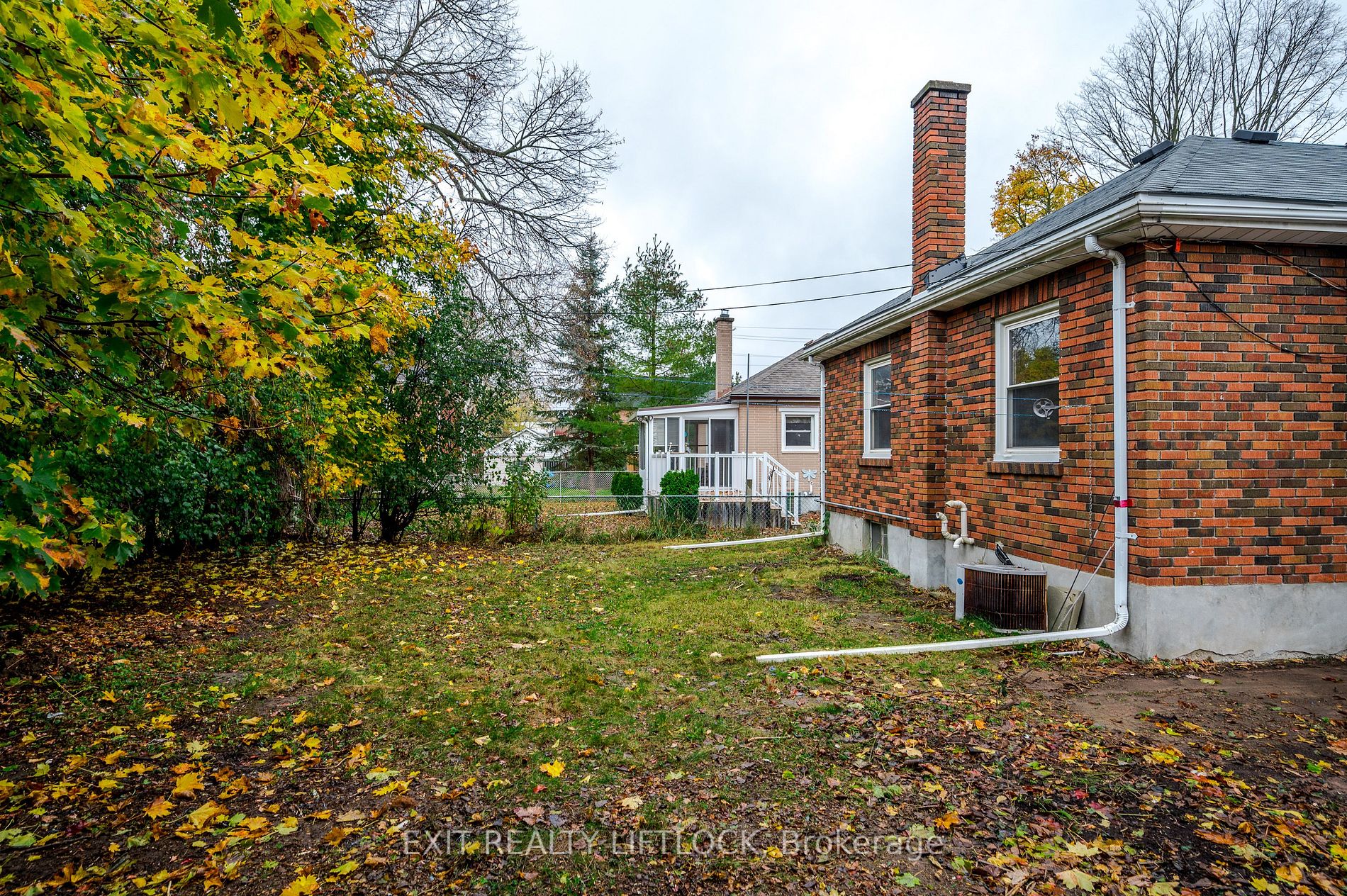 831 Barnardo Ave