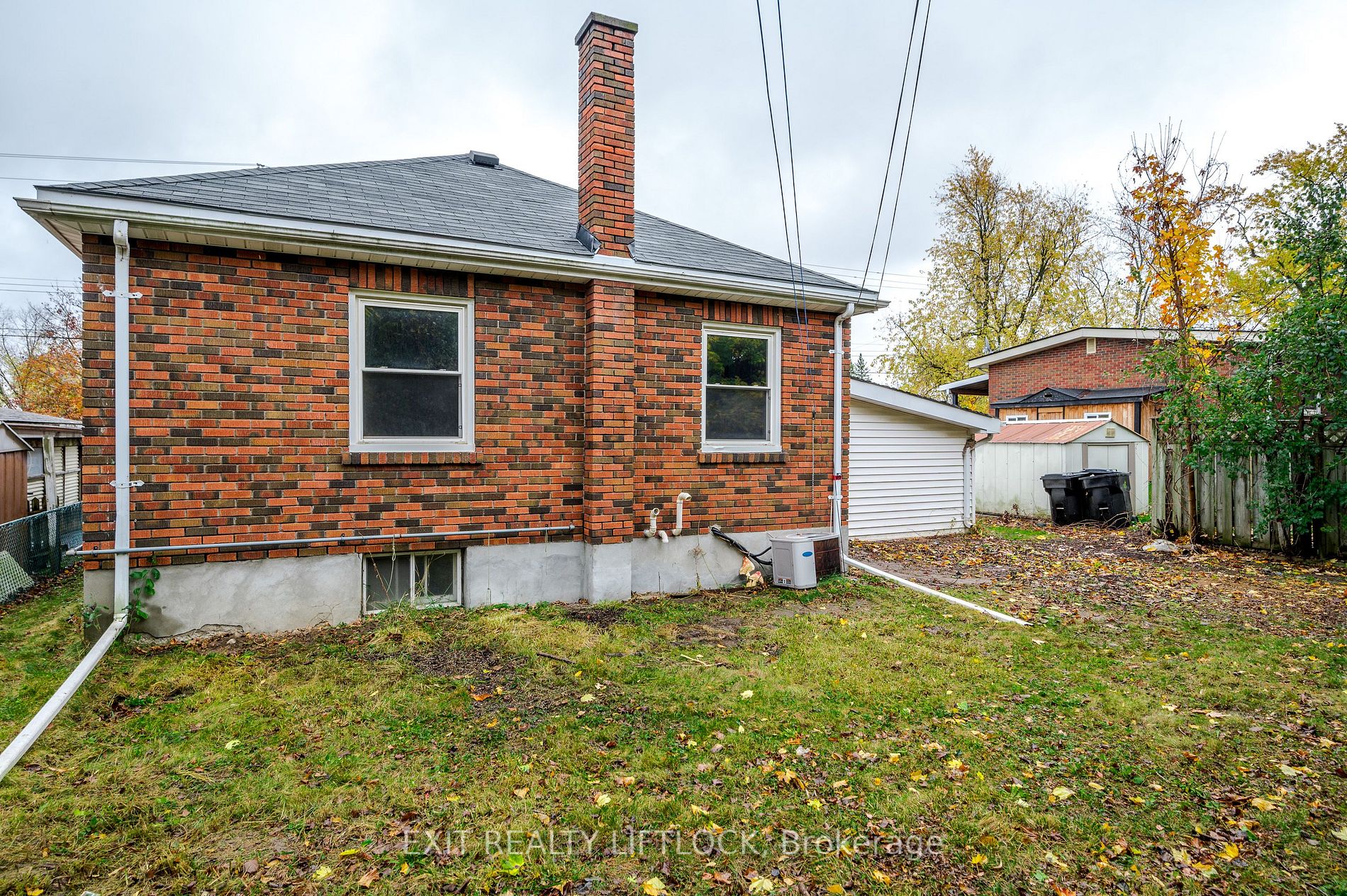 831 Barnardo Ave