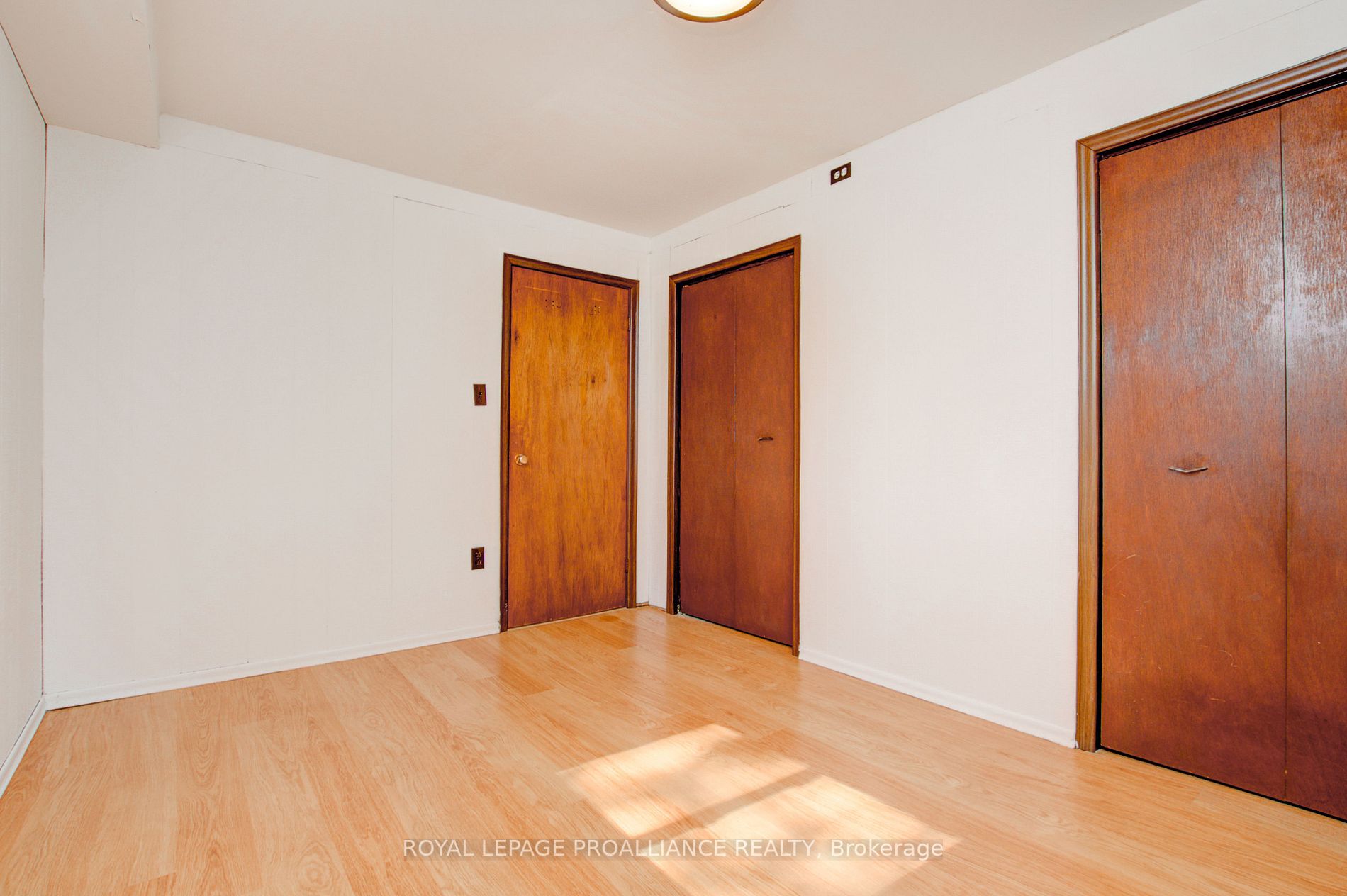 115 River Rd