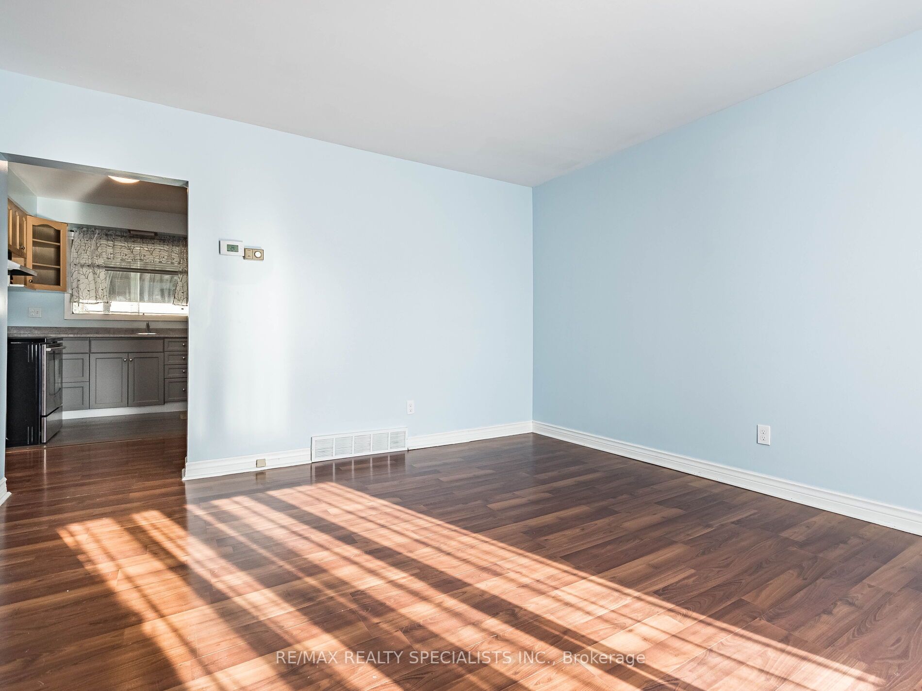 258 Admiral Dr