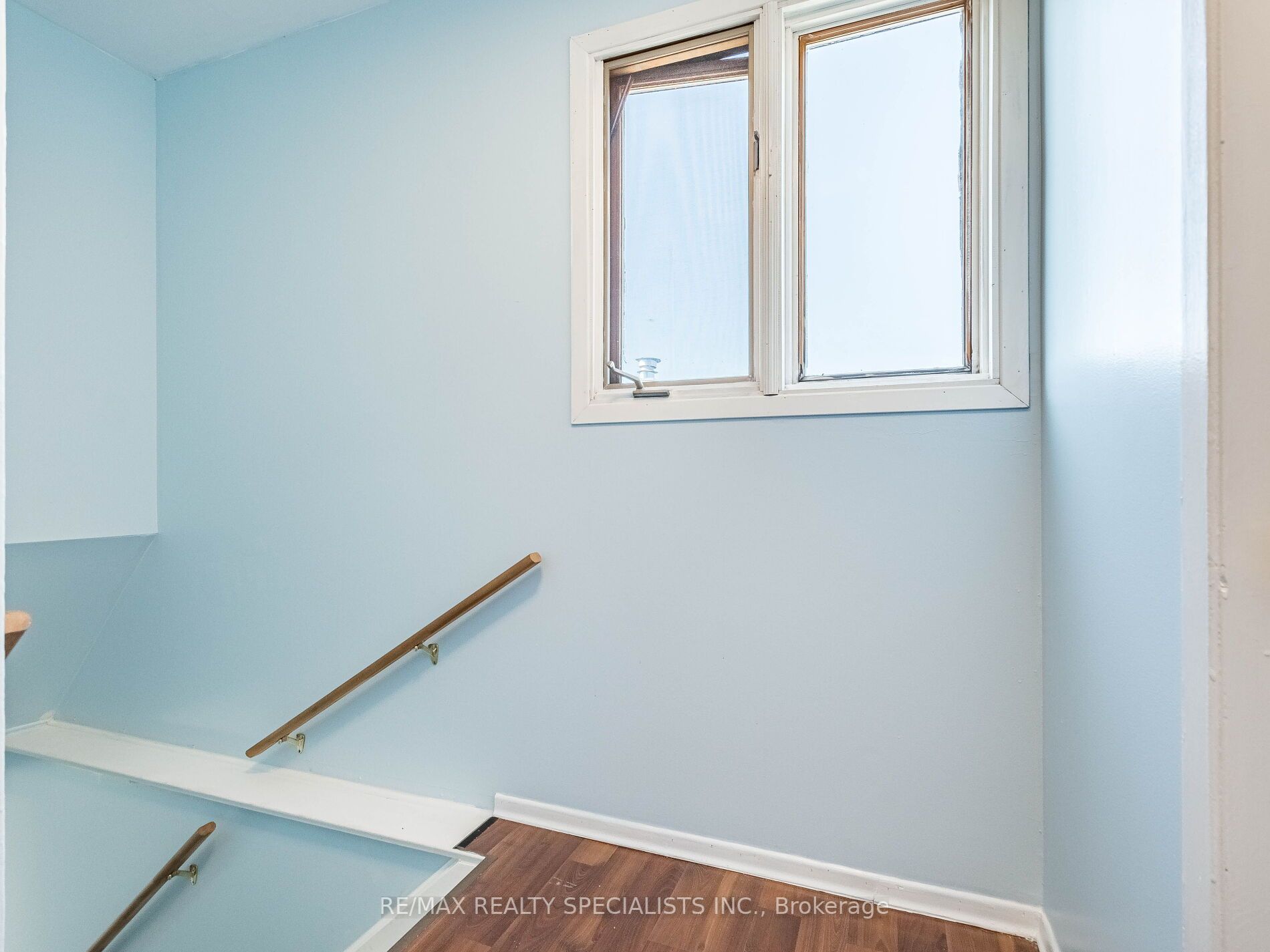 258 Admiral Dr