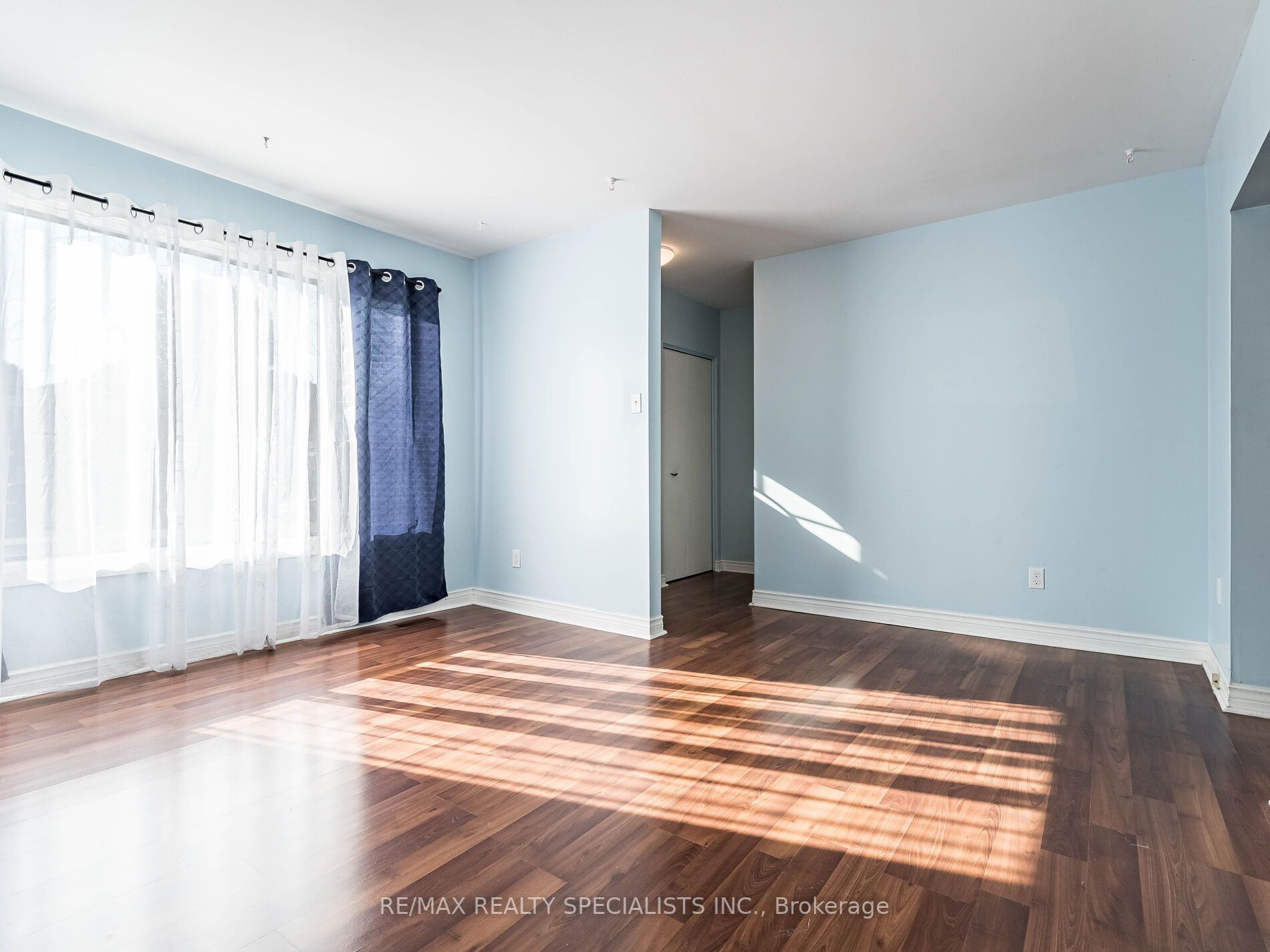 258 Admiral Dr