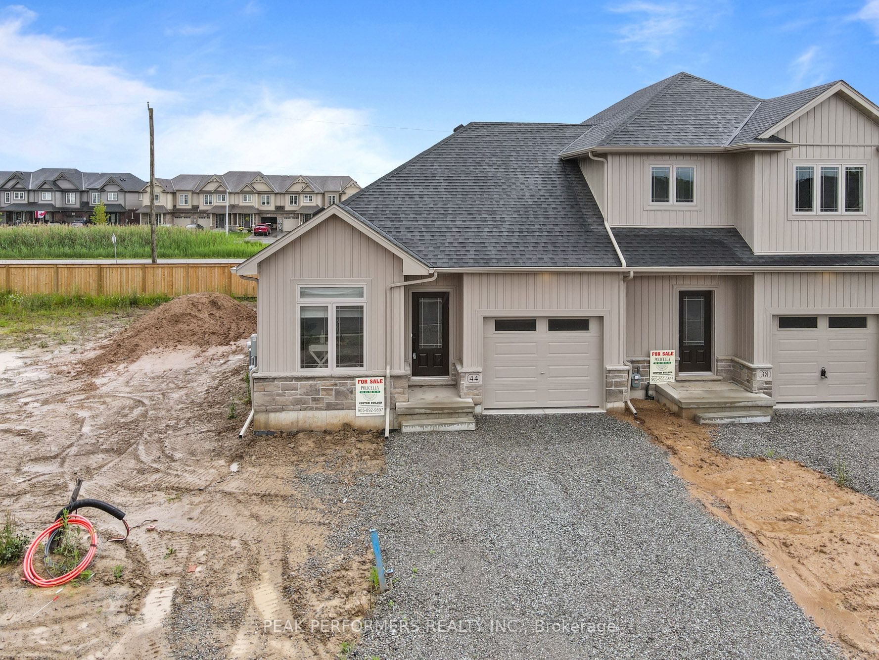32 Austin Dr