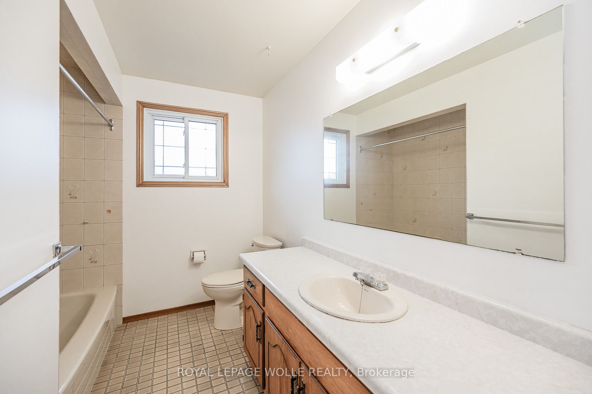 131 Countryside Crescent